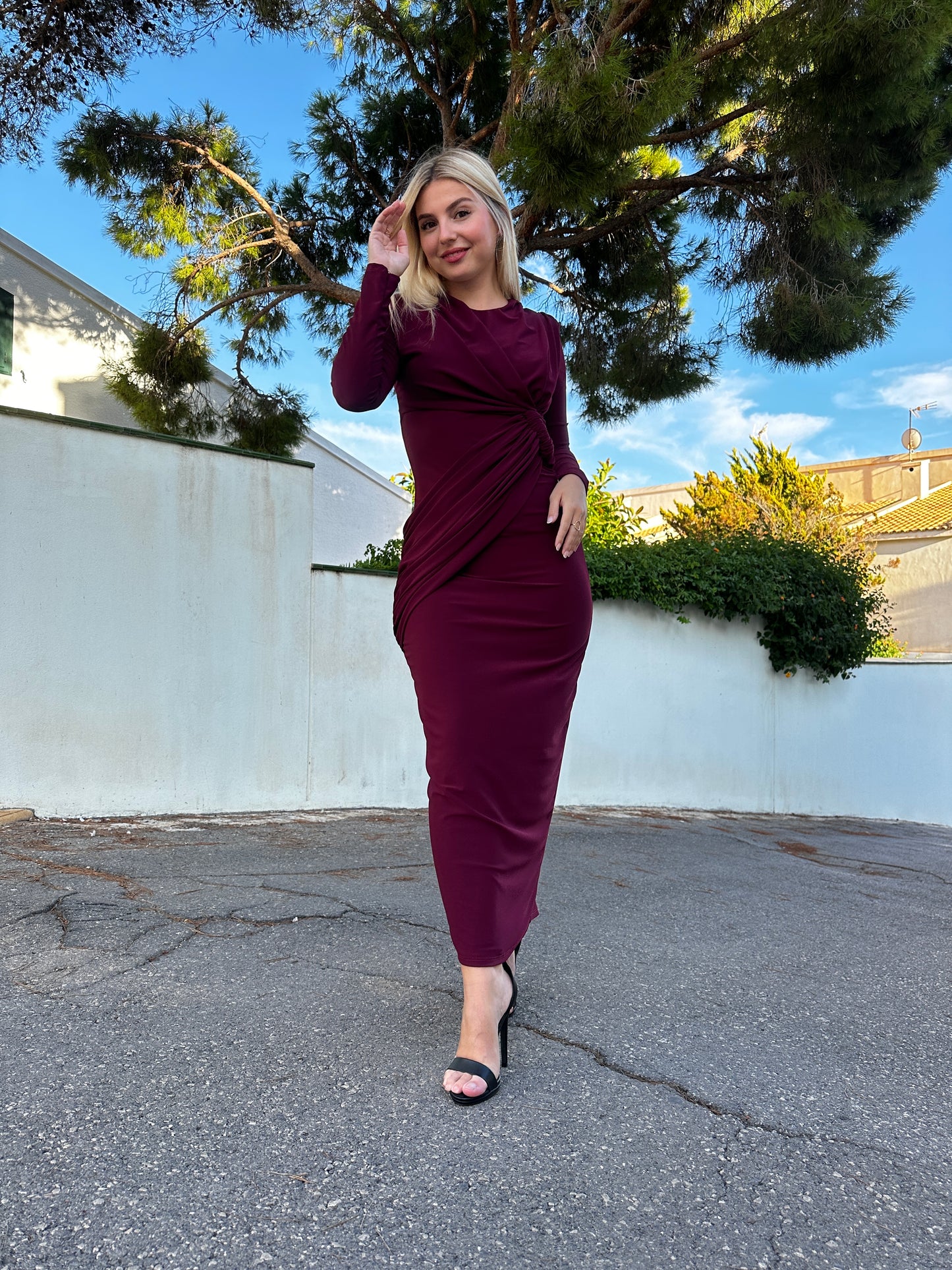 Vestido fruncido vino