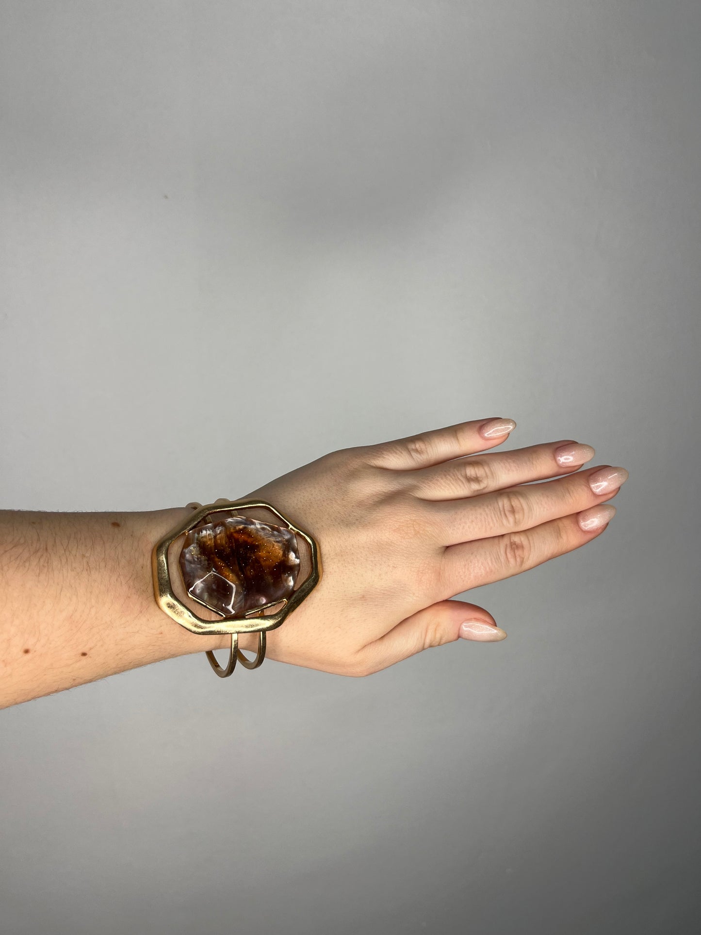 Pulsera piedra marrón