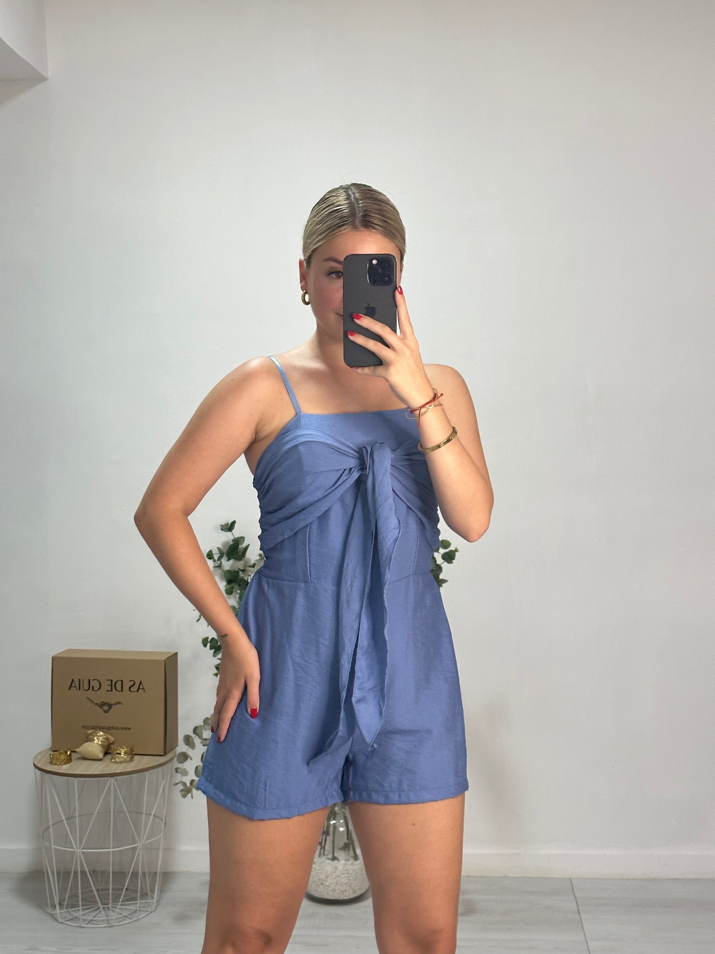 Mono azul