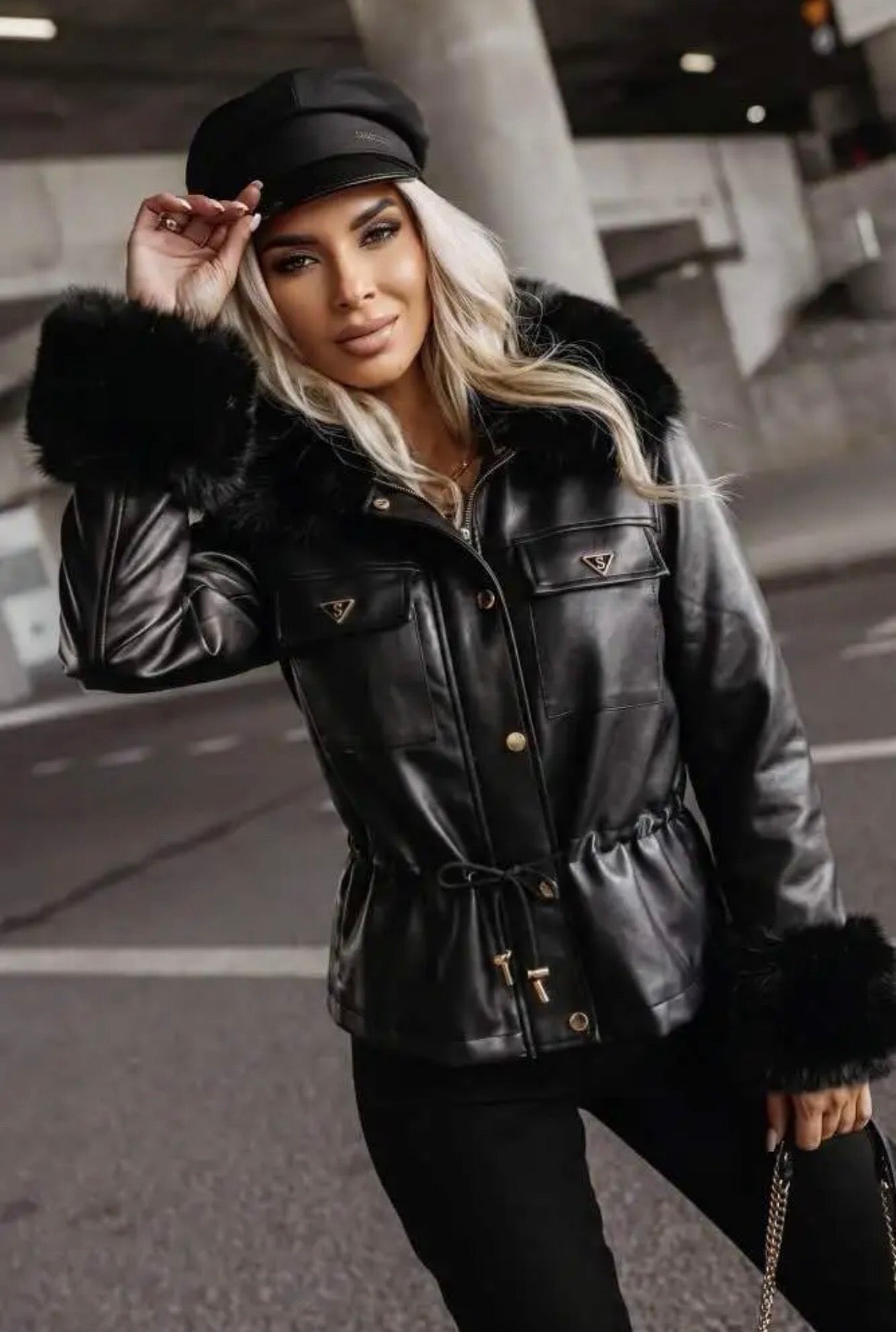 Chaqueta Pelito Negra