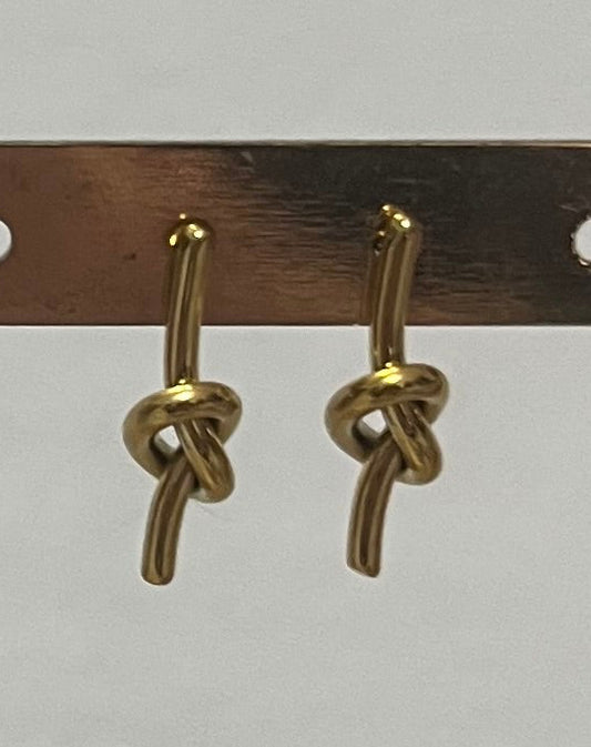 Pendientes nudo