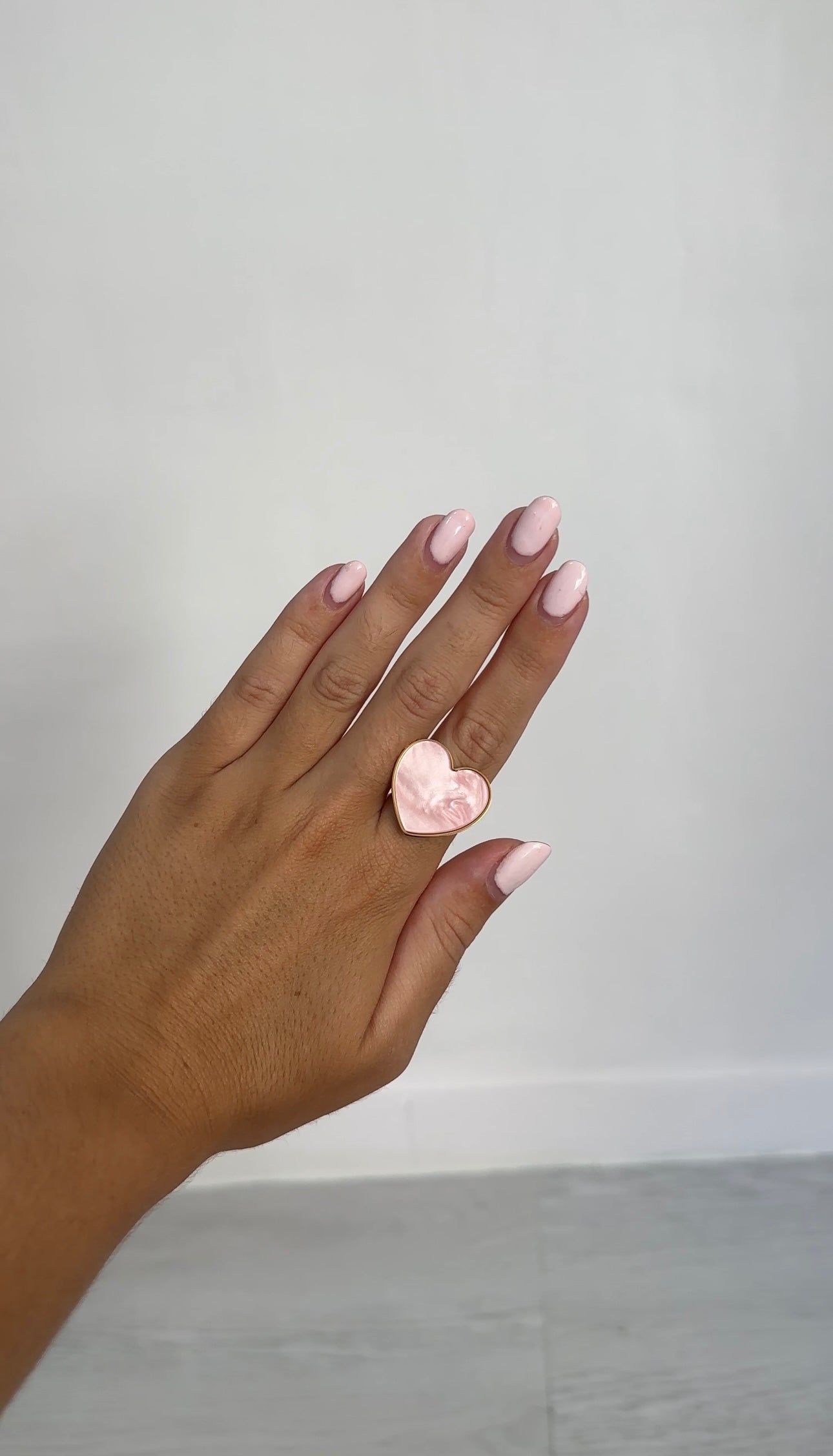 Anillo corazón rosa